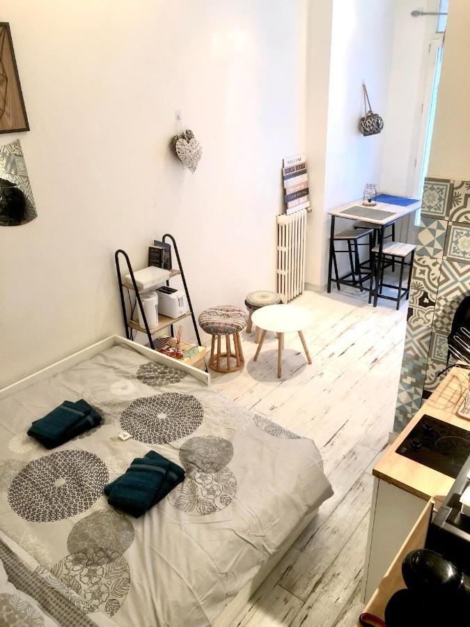 Апартаменти Cozy Nest Тулон Екстер'єр фото