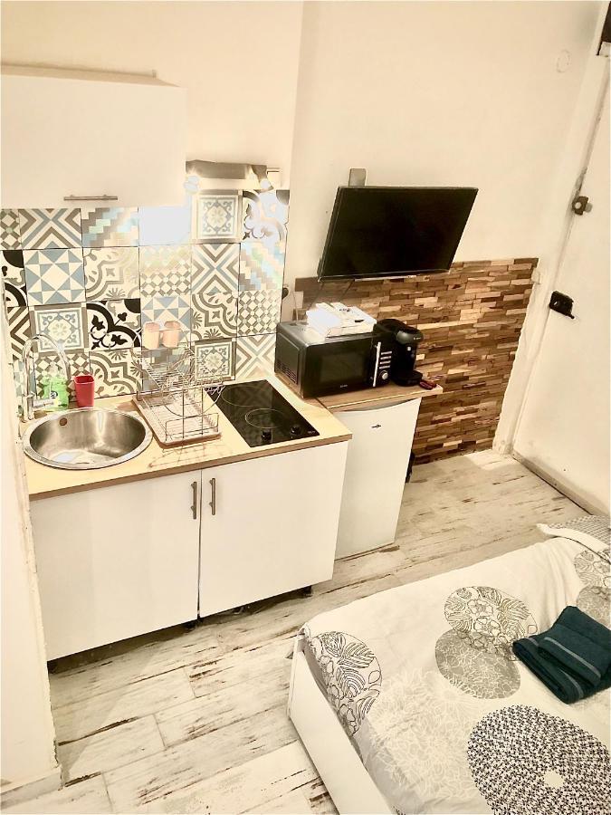 Апартаменти Cozy Nest Тулон Екстер'єр фото